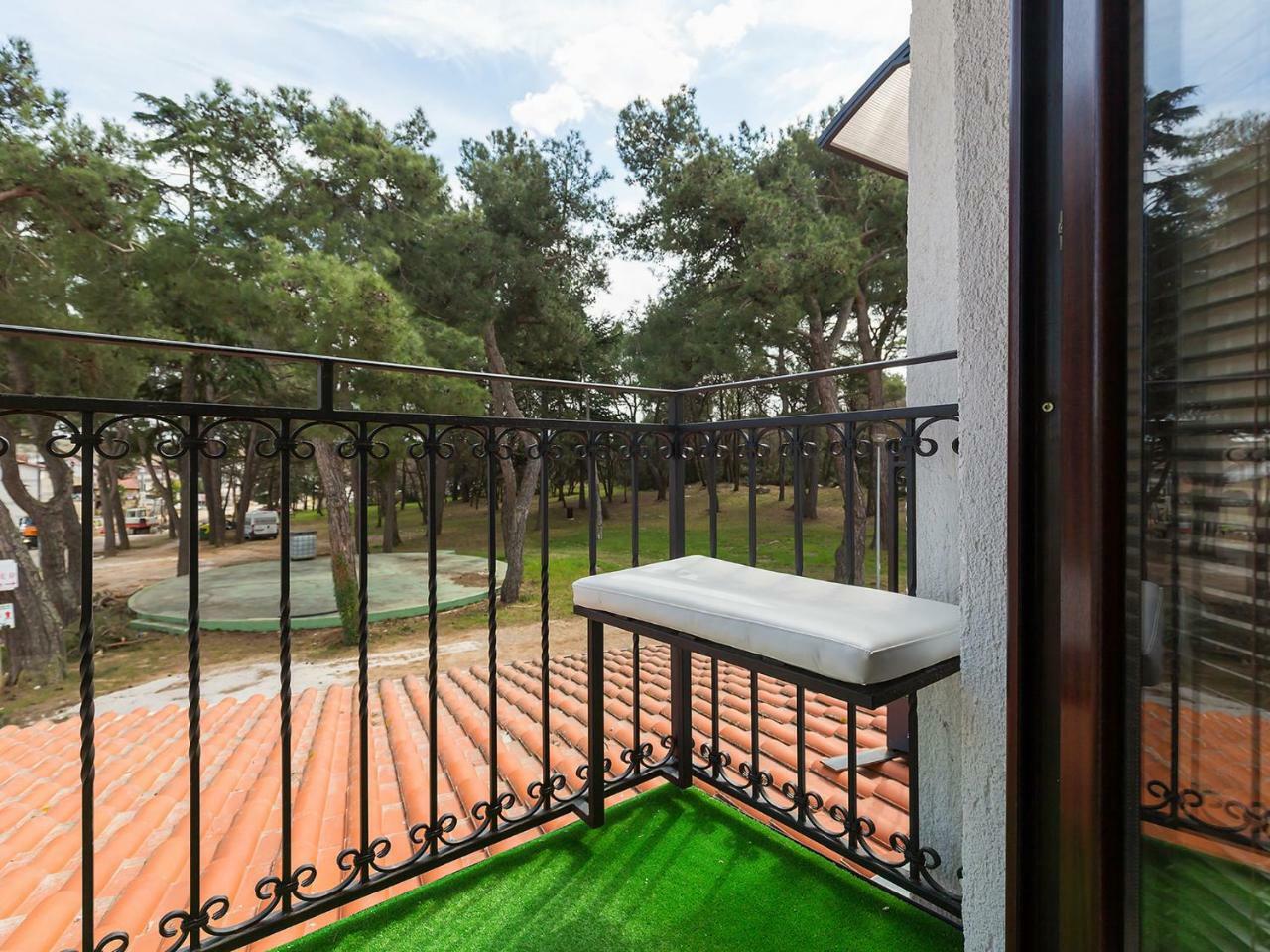 Apartments Vesna Funtana Exterior foto
