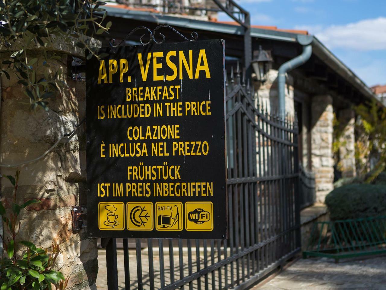 Apartments Vesna Funtana Exterior foto